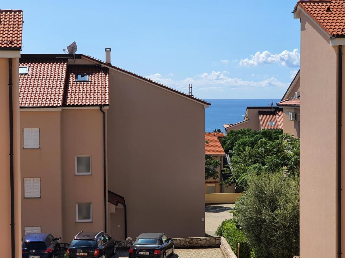Apartments Coral Новаля Екстериор снимка
