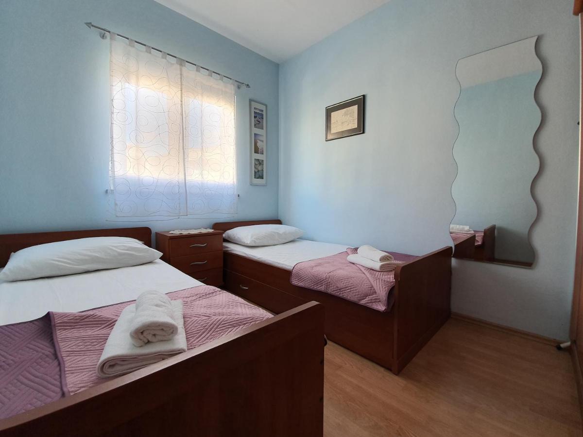 Apartments Coral Новаля Екстериор снимка