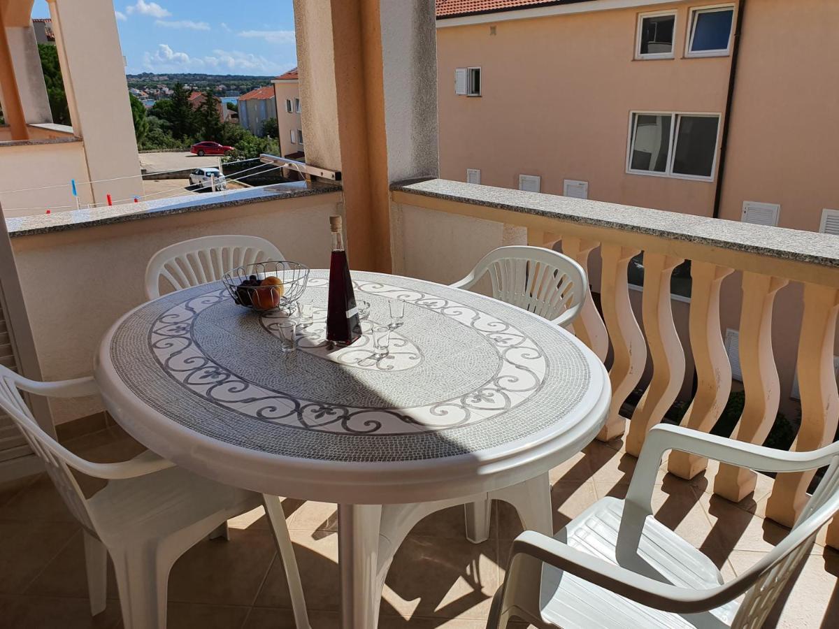 Apartments Coral Новаля Екстериор снимка